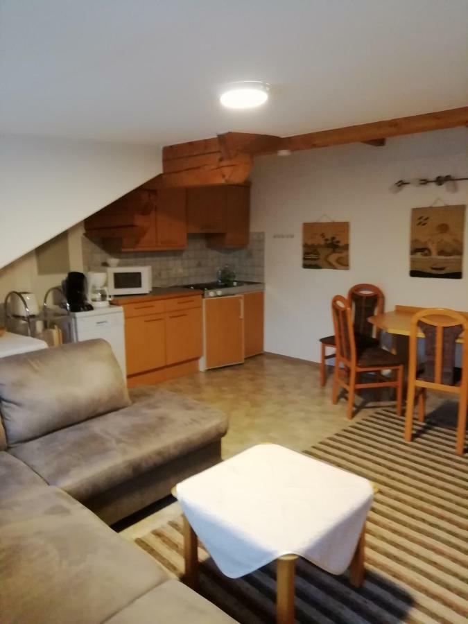 Strauss * Sankt Lorenzen ob Murau
